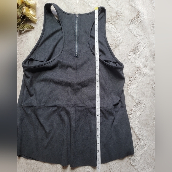GF Collection Faux Suede Look Gray Sleeveless Top Size M - Picture 8 of 10